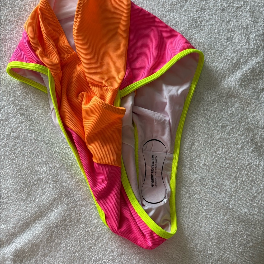 Colorful Bikini Set - Picture 4 of 4